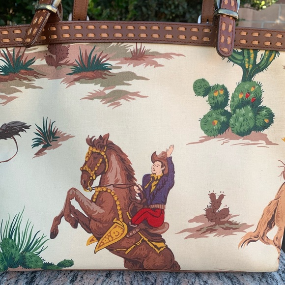 Isabella Fiore Beaded Western Motif Shoulder Bag/Tote EUC barely carried - Picture 11 of 16